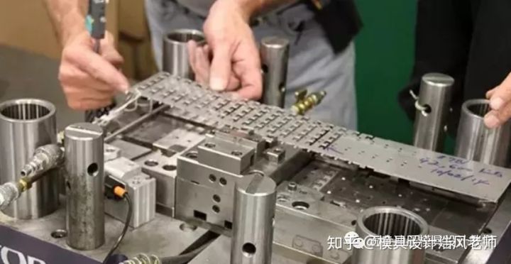 沖壓知識分享:沖壓模具設計及制造概述!(圖1) 沖壓知識分享:沖壓模具設計及制造概述!(圖1)